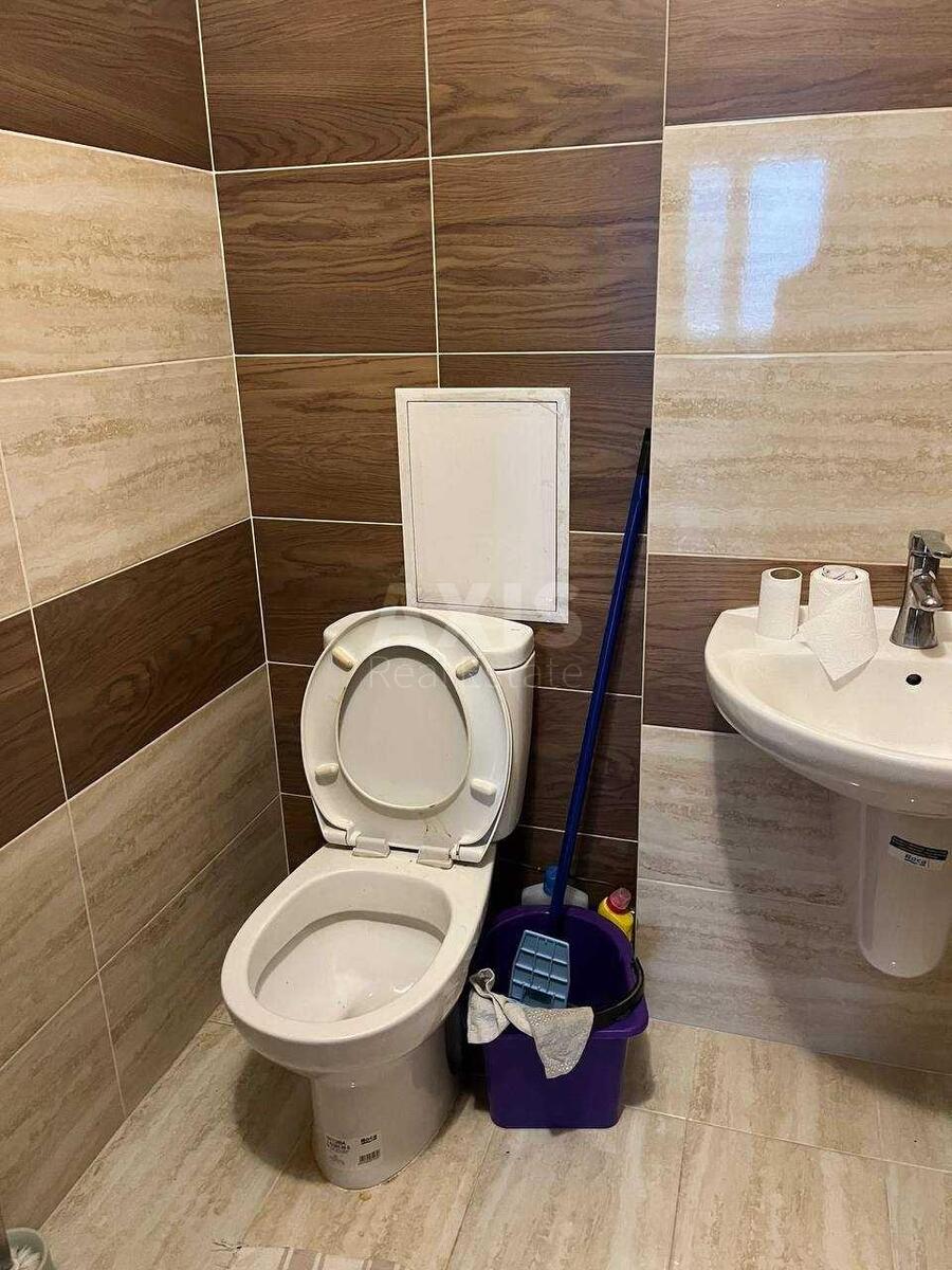3k apartment vul. Lobanovs'kogo 1506