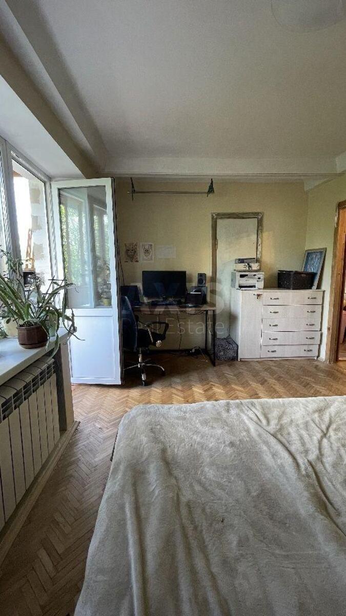 2k apartment nab. Rusanivs'ka 126