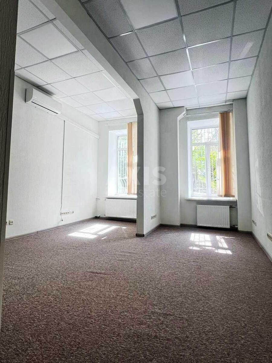 Trade object vul. Velyka Vasyl'kivs'ka 5, 10m2