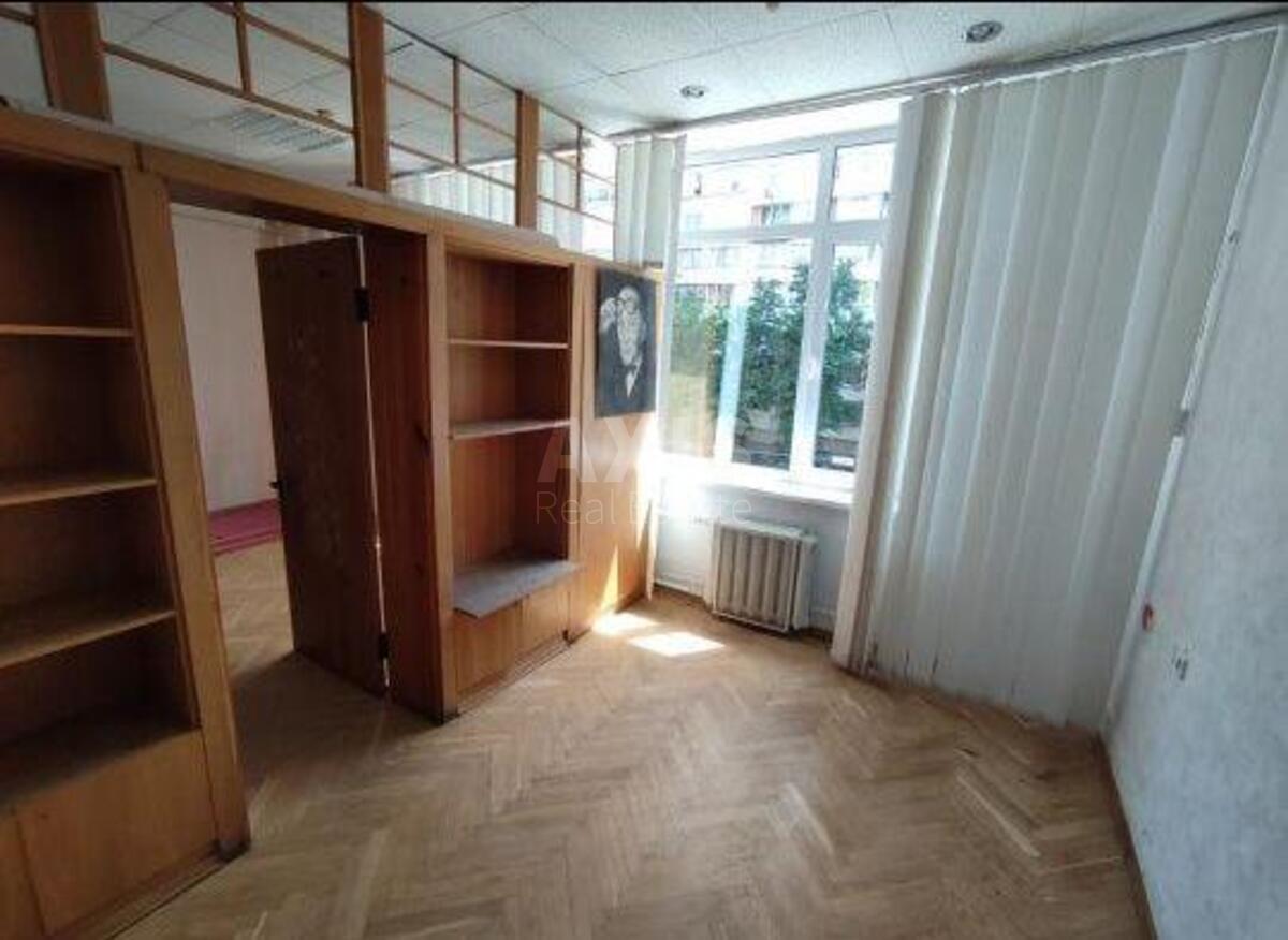 Office vul. Vasylevs'koi' Vandy 7, 70m2625194