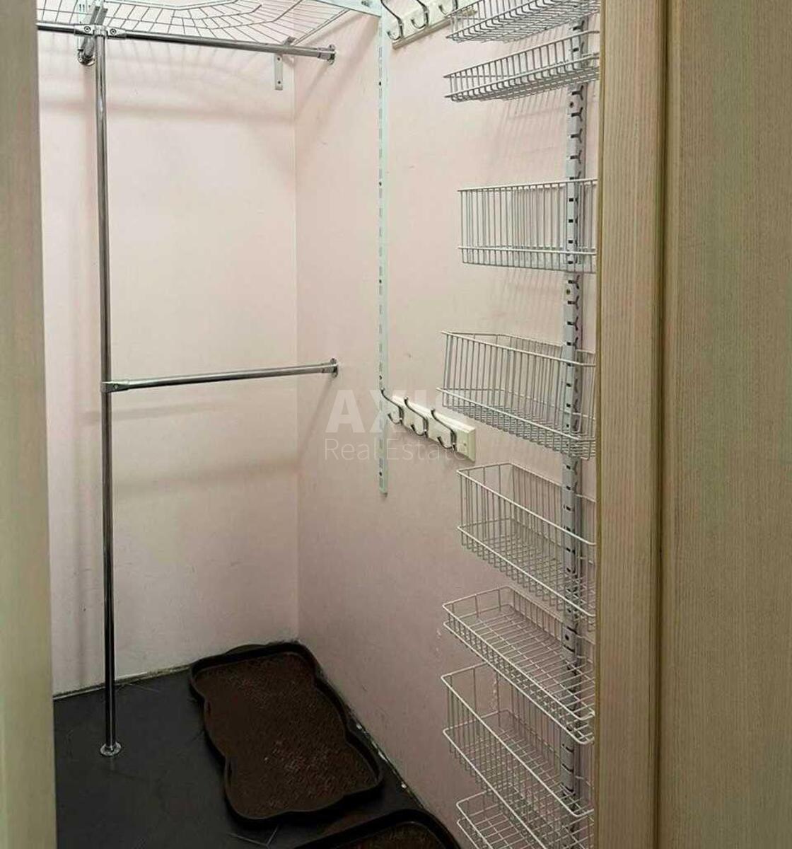 4k apartment vul. Voskresens'ka 14Е10
