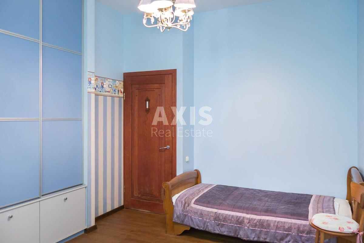 4k apartment vul. Sofii'vs'ka 16/165