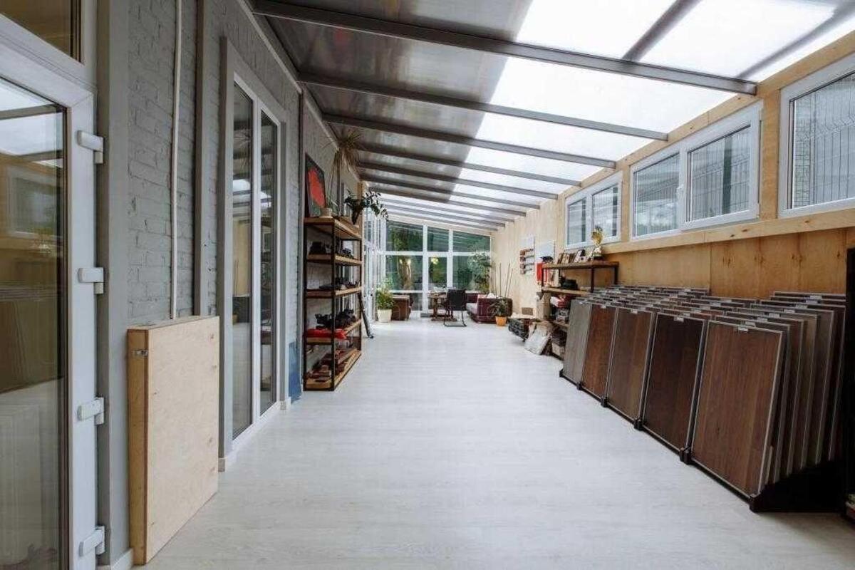 Office vul. Rustaveli Shota 30Б, 180m25
