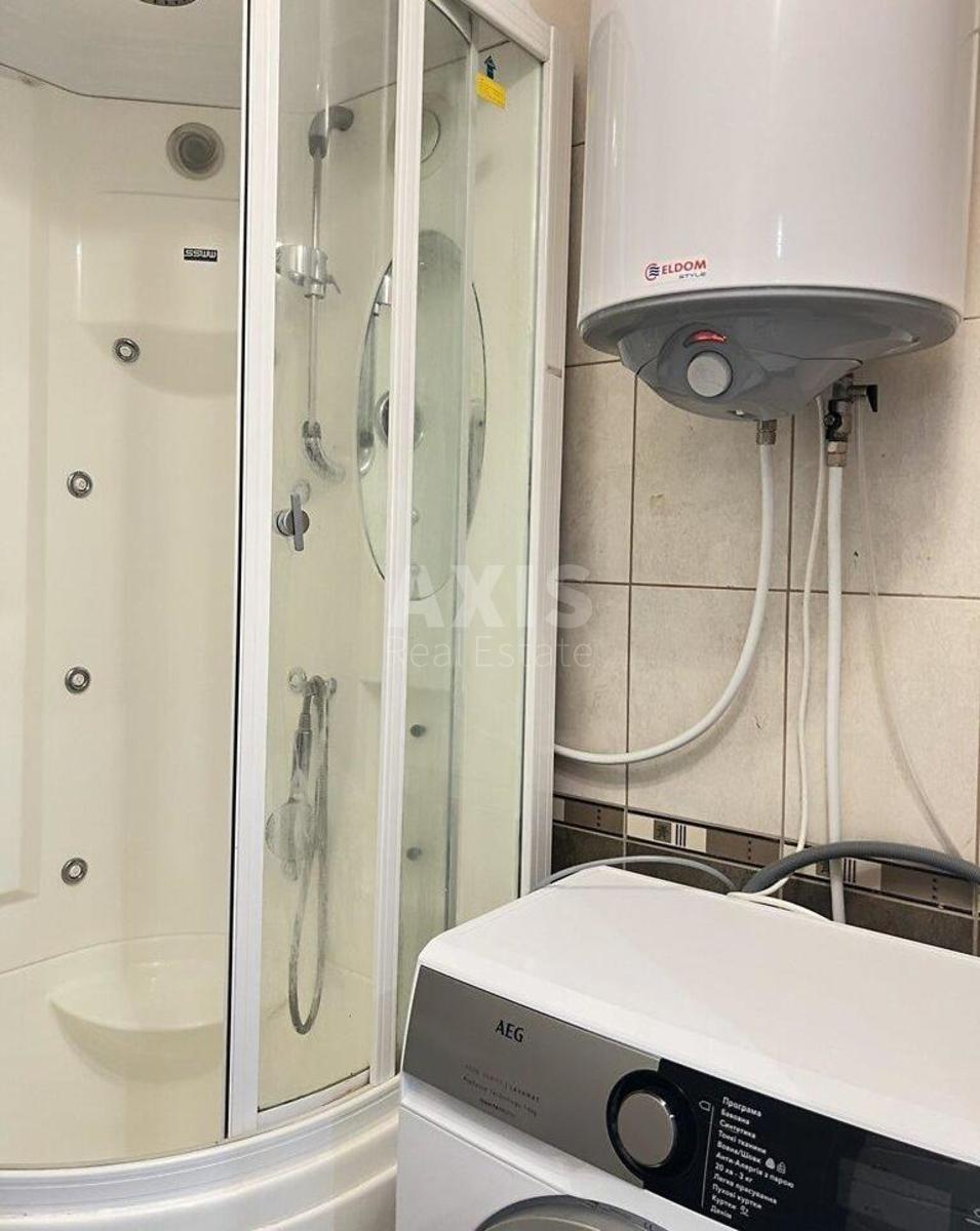2k apartment vul. Kadets'kyj gaj 37