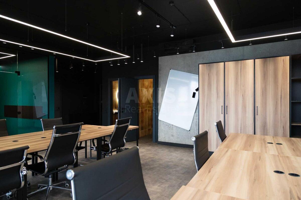 Office vul. Pan'kivs'ka 20/82, 78m20