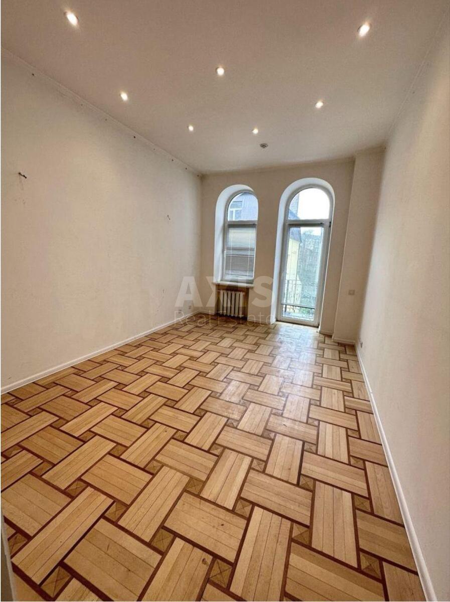 Trade object vul. Myhajlivs'ka 12Б, 1481m2635264