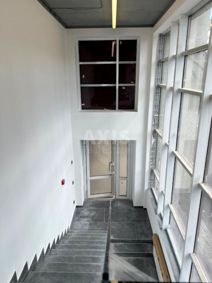 Объект торговли ул. Евгения Коновальца 44А, 180м2634091