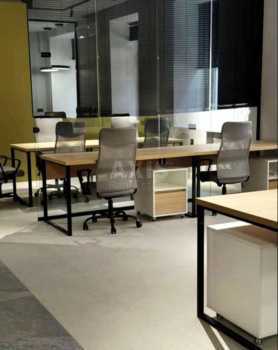 Office vul. Volodymyrs'ka 81Б, 74m2634331