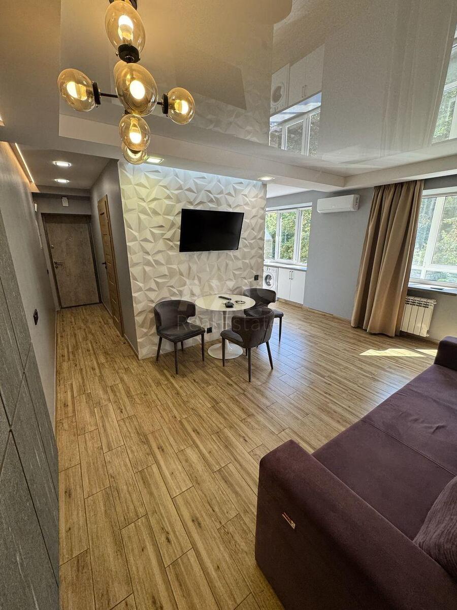 1k apartment vul. Mechnykova 8584042