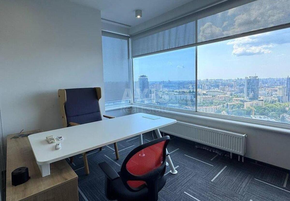 Office uzv. Klovs'kyj 7, 132m2586930