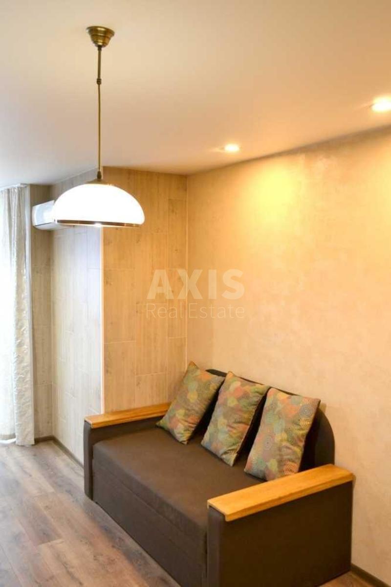 1k apartment vul. Dragomanova 2А2