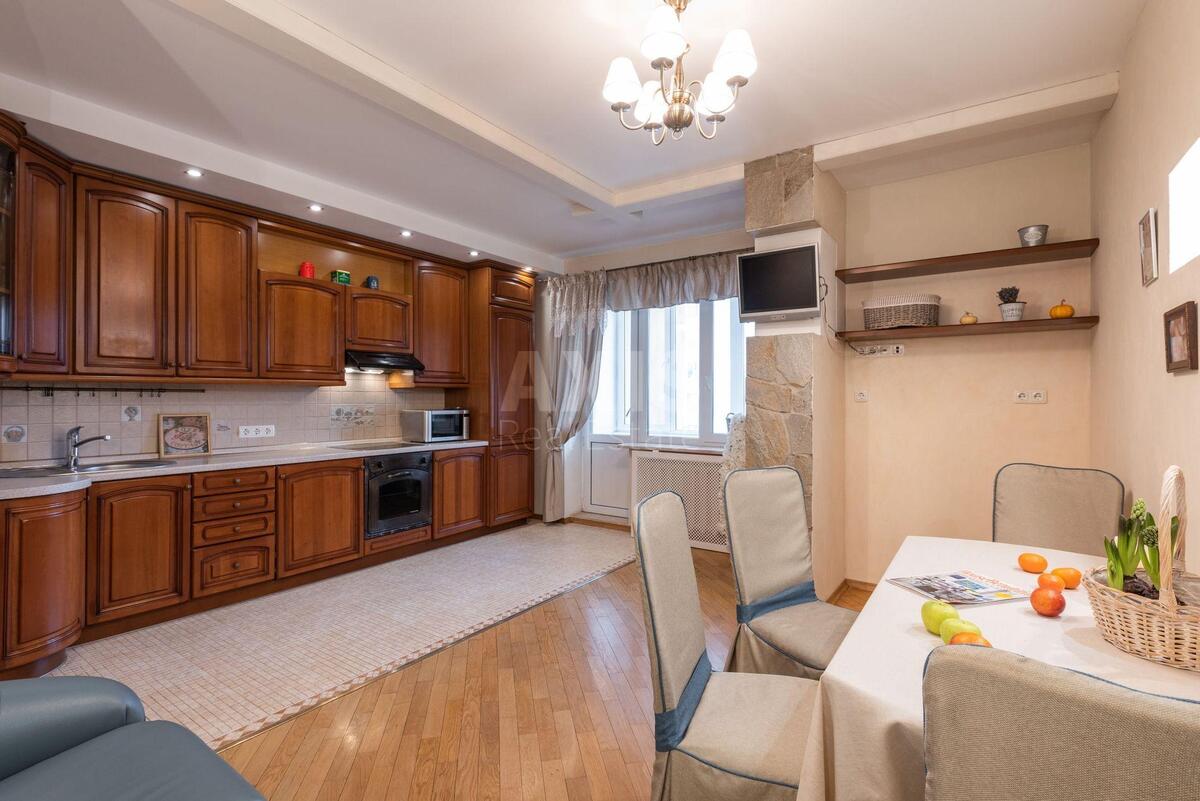 3k apartment bul. Igorja Shamo 120
