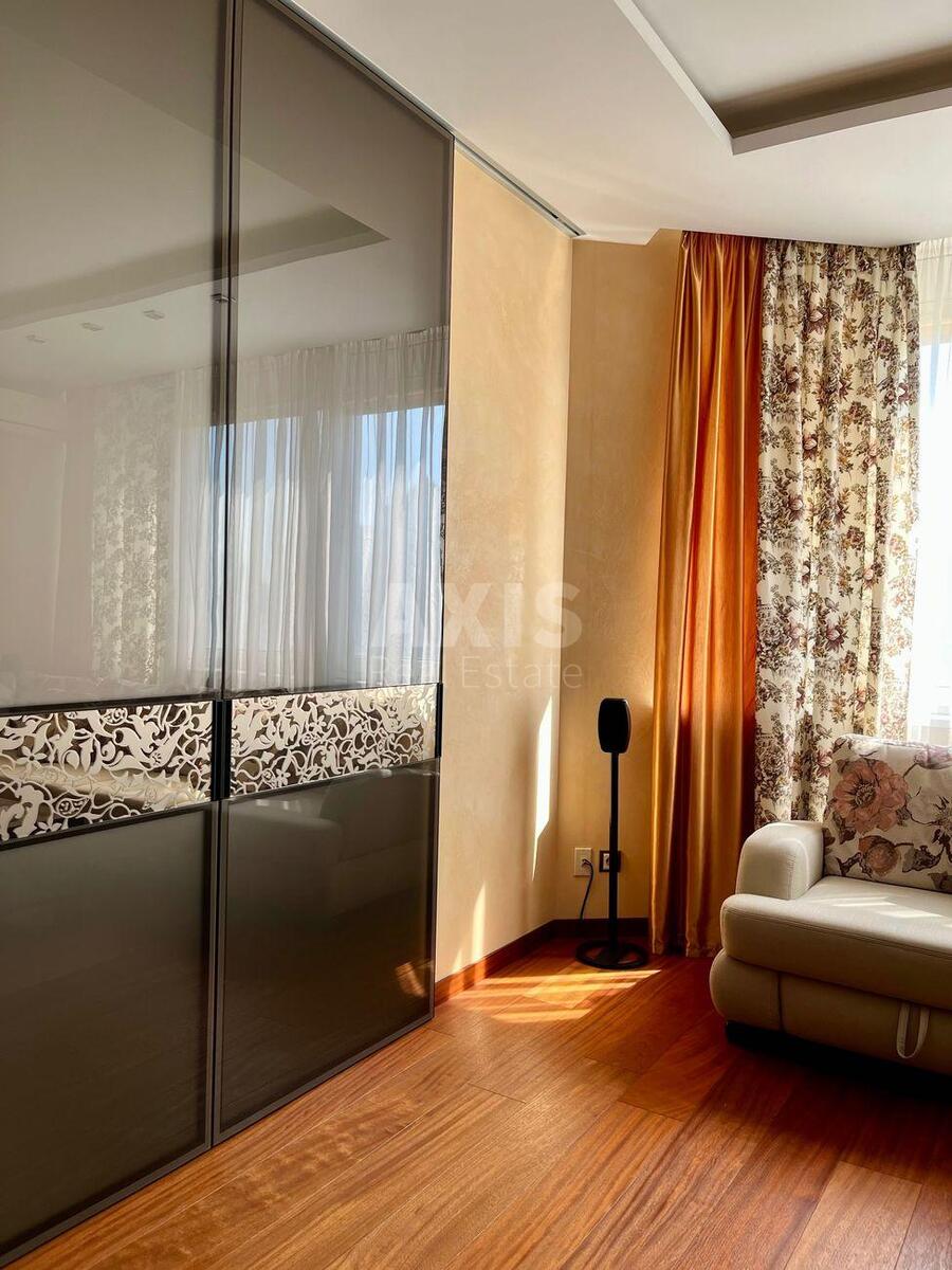 2k apartment vul. Mykil's'ko-Slobids'ka 1А637286