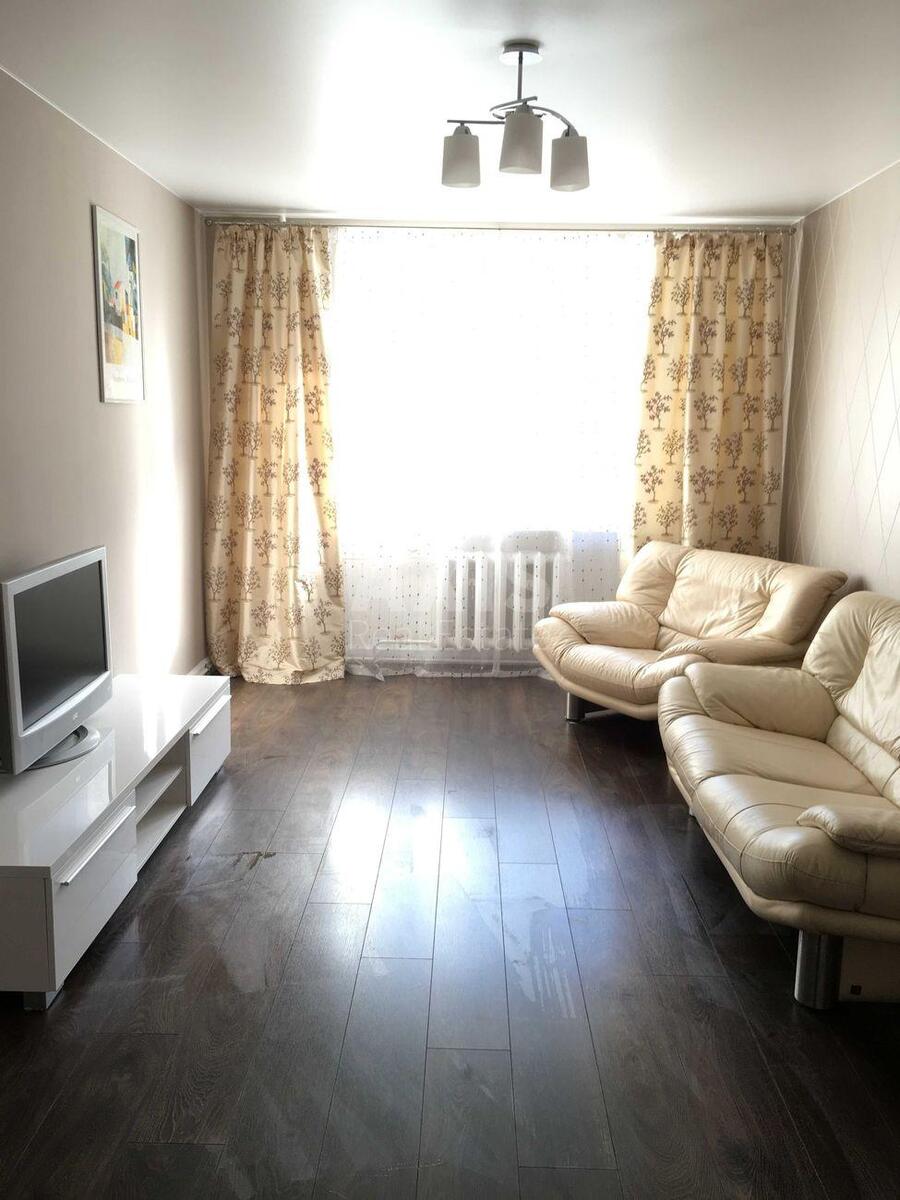 2k apartment vul. Dragomyrova Myhajla 20