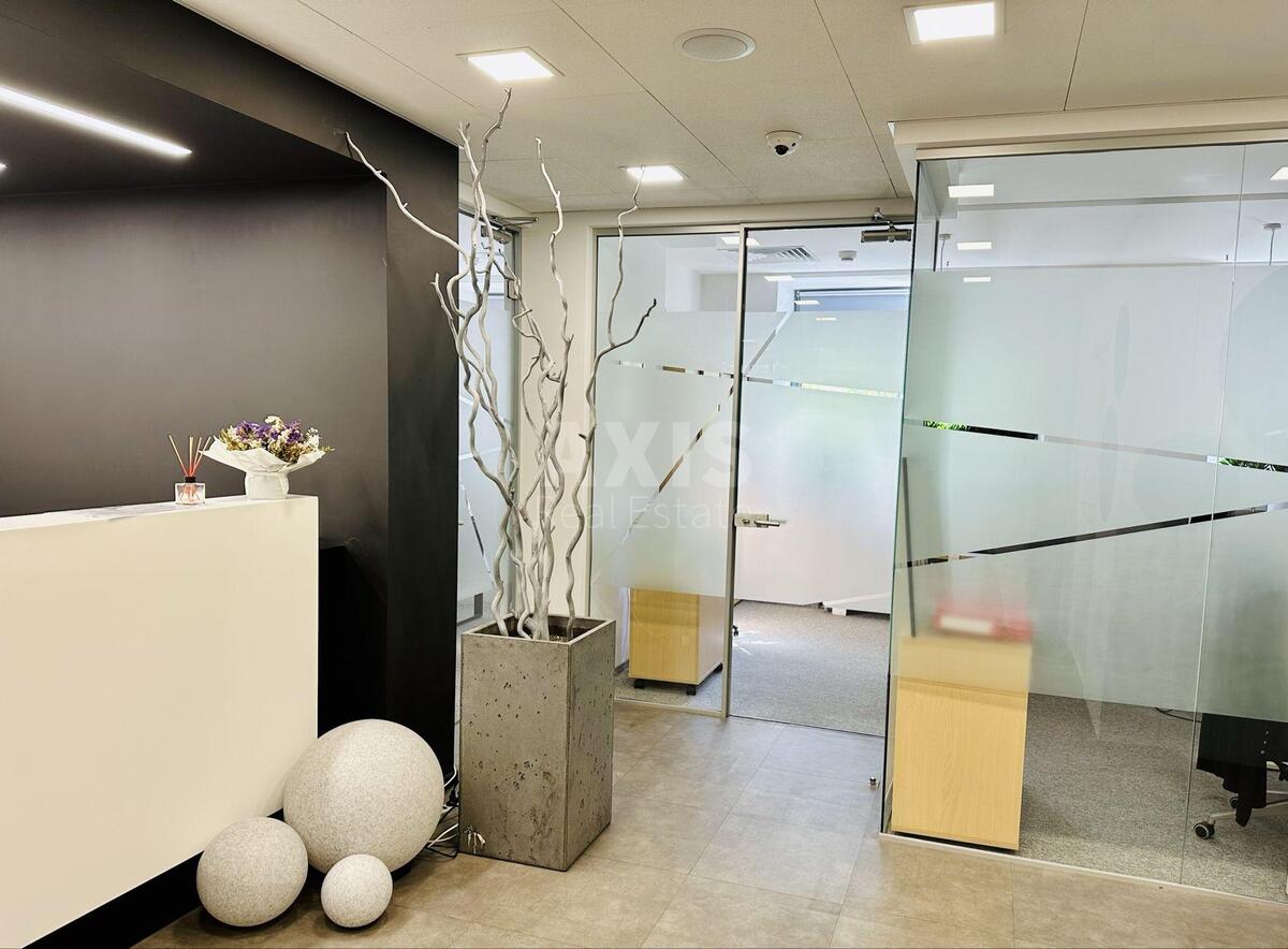 Office pl. Sportyvna 3, 457m2597079