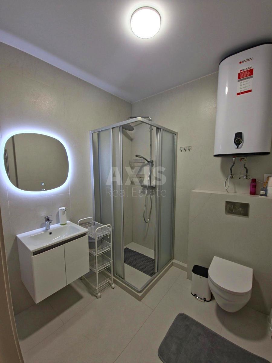 4к квартира ул. Олеся Бердника 1Г597997