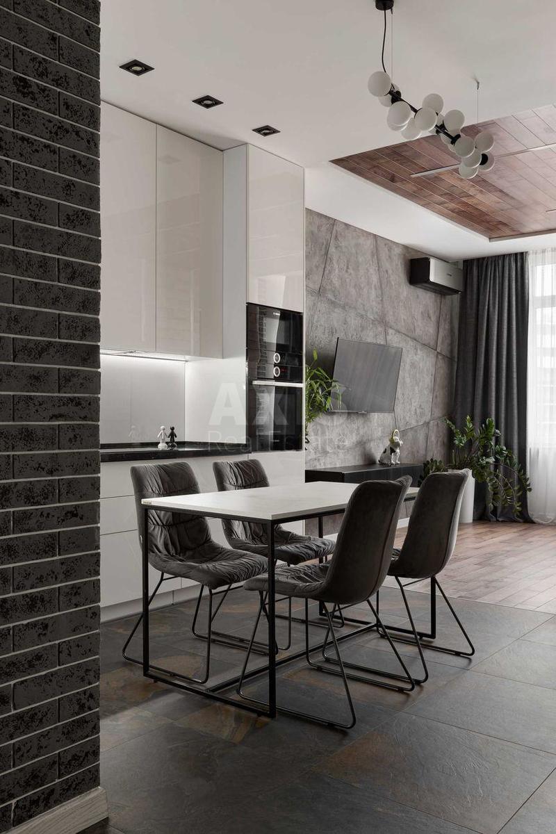 2k apartment vul. Jevgena Konoval'cja 344