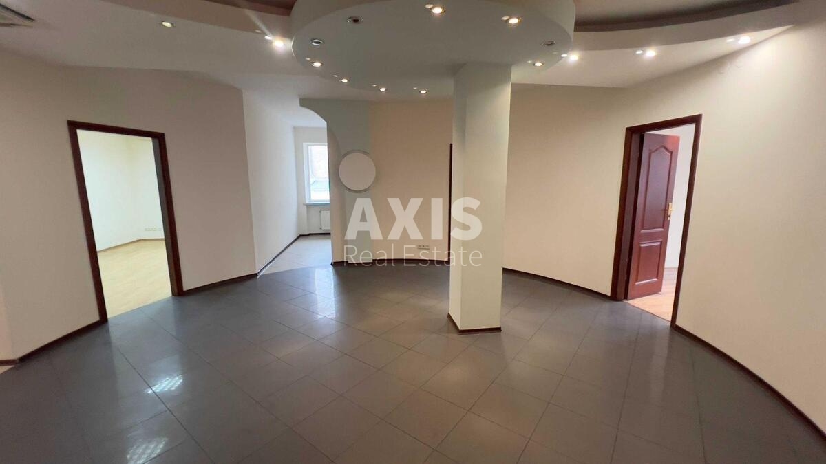 Office vul. Mashynobudivna 50, 245m2