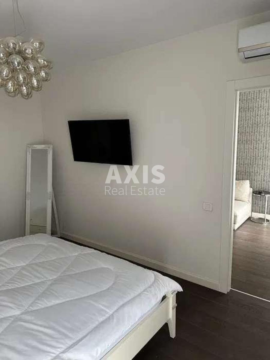2k apartment vul. Lypkivs'kogo Vasylja Mytropolyta 16В3