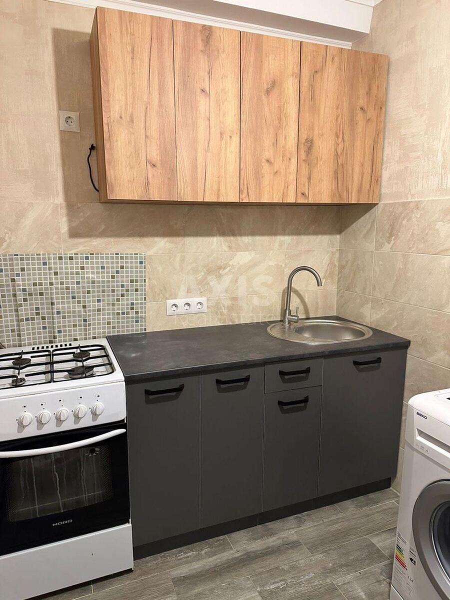 2k apartment vul. Miljutenka 42А