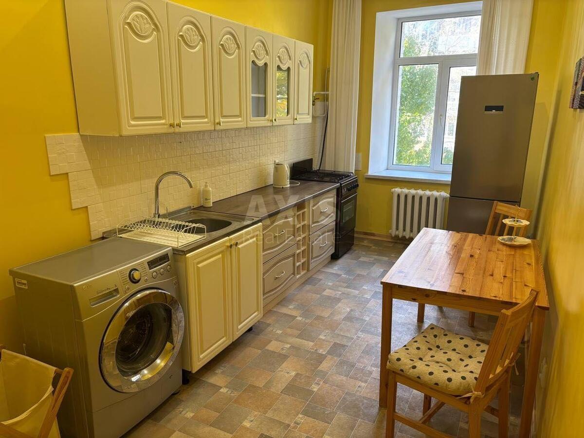 1k apartment vul. Volodymyrs'ka 8261420