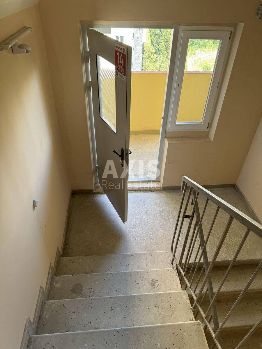 2k apartment pr-t Glushkova Akademika 61