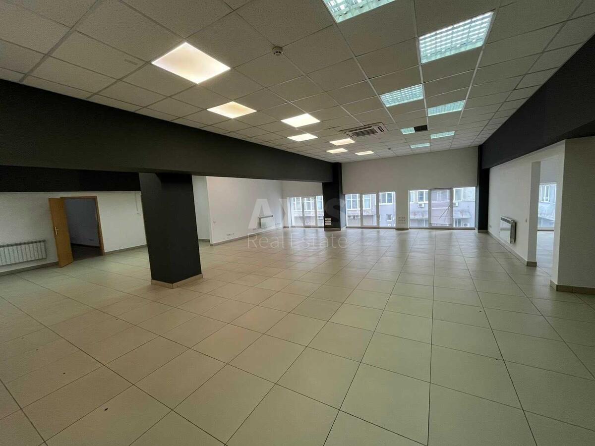 Офис ул. Сверстюка Евгения 11Б, 375м261325