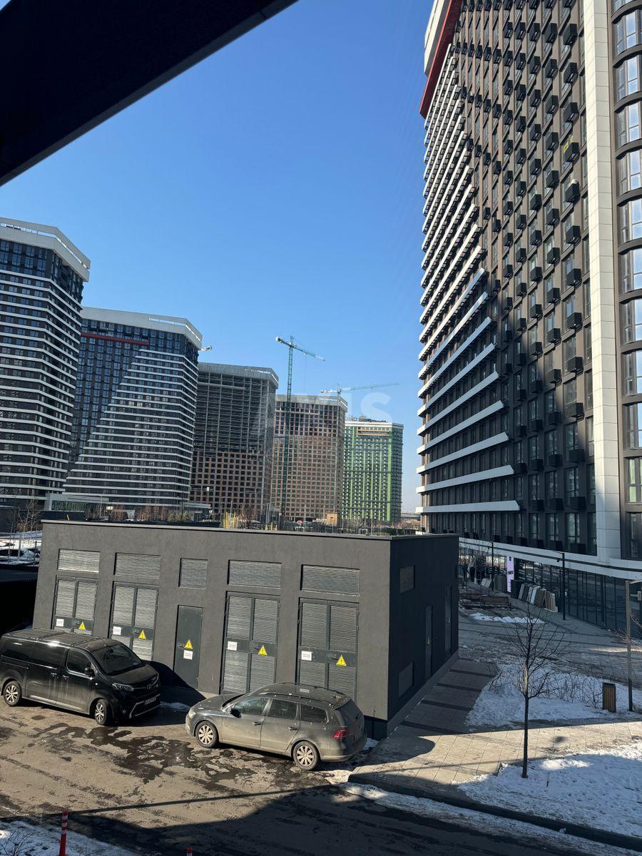 2k apartment nab. Dniprovs'ka 1