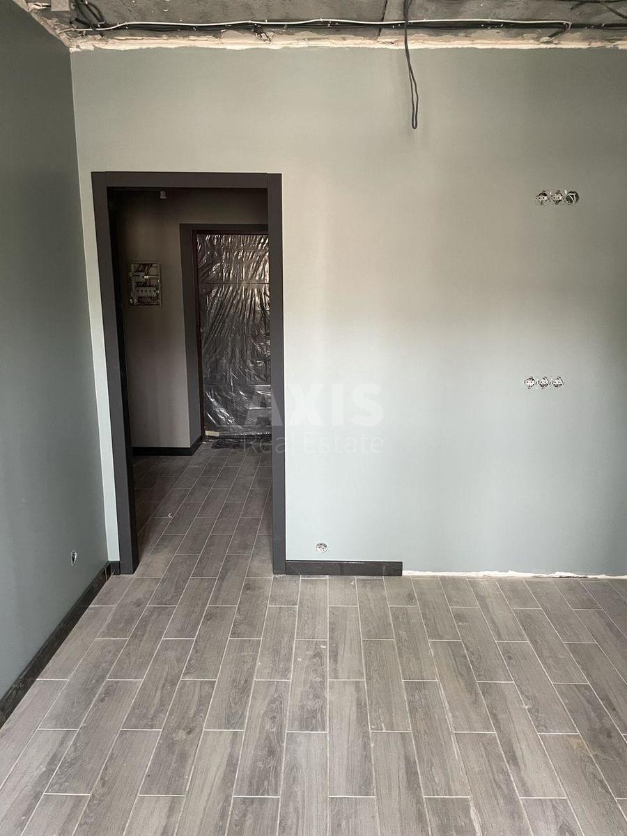 1k apartment vul. Lebedjeva Akademika 15