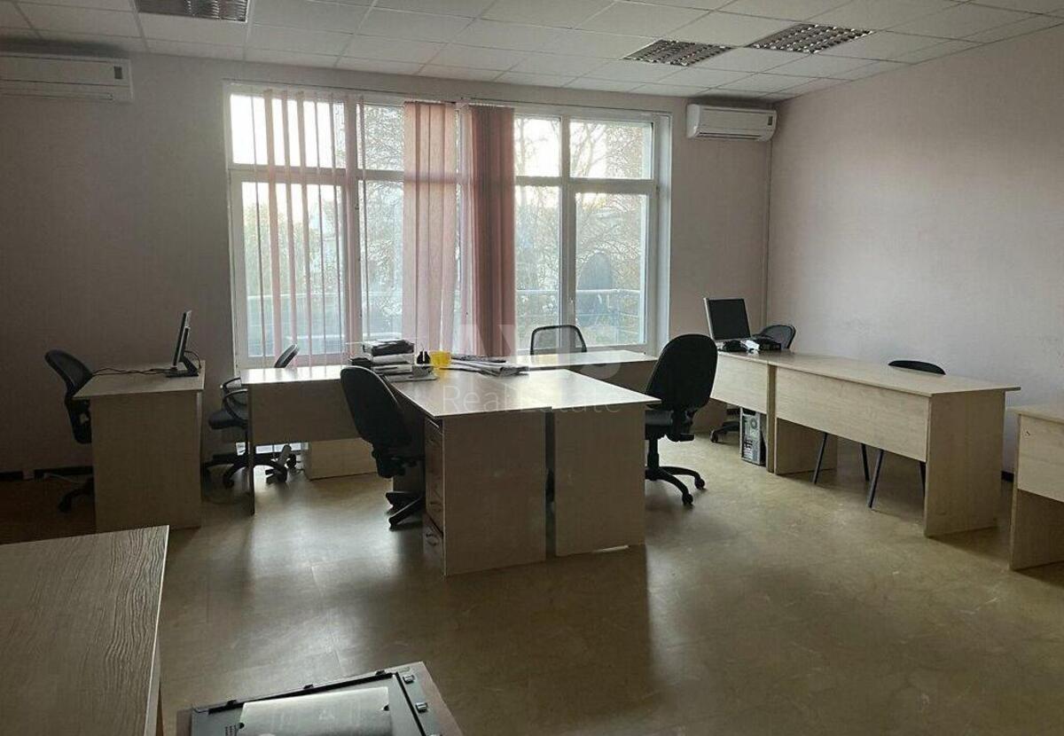Office vul. Mechnykova 18Б, 125m260778