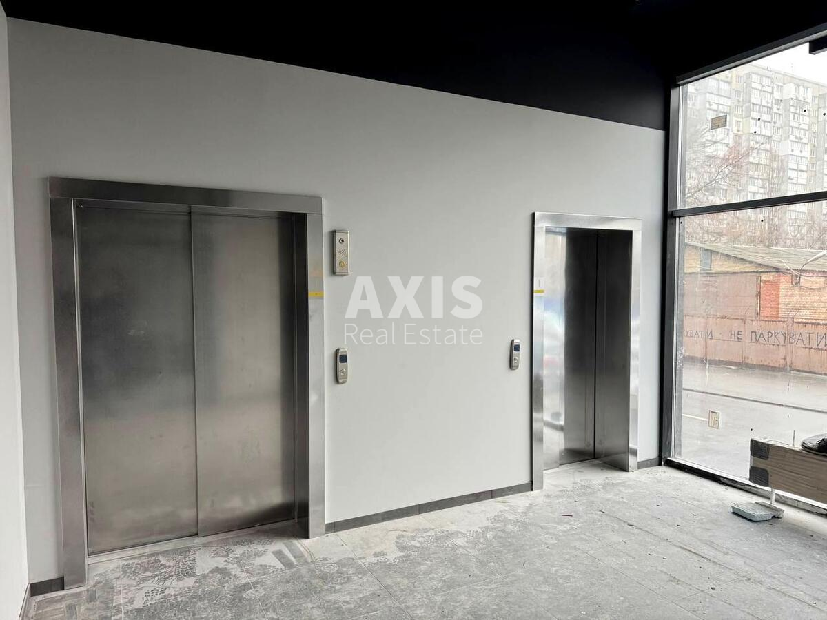 Office vul. Kravchenka Mykoly 24, 217m2595286