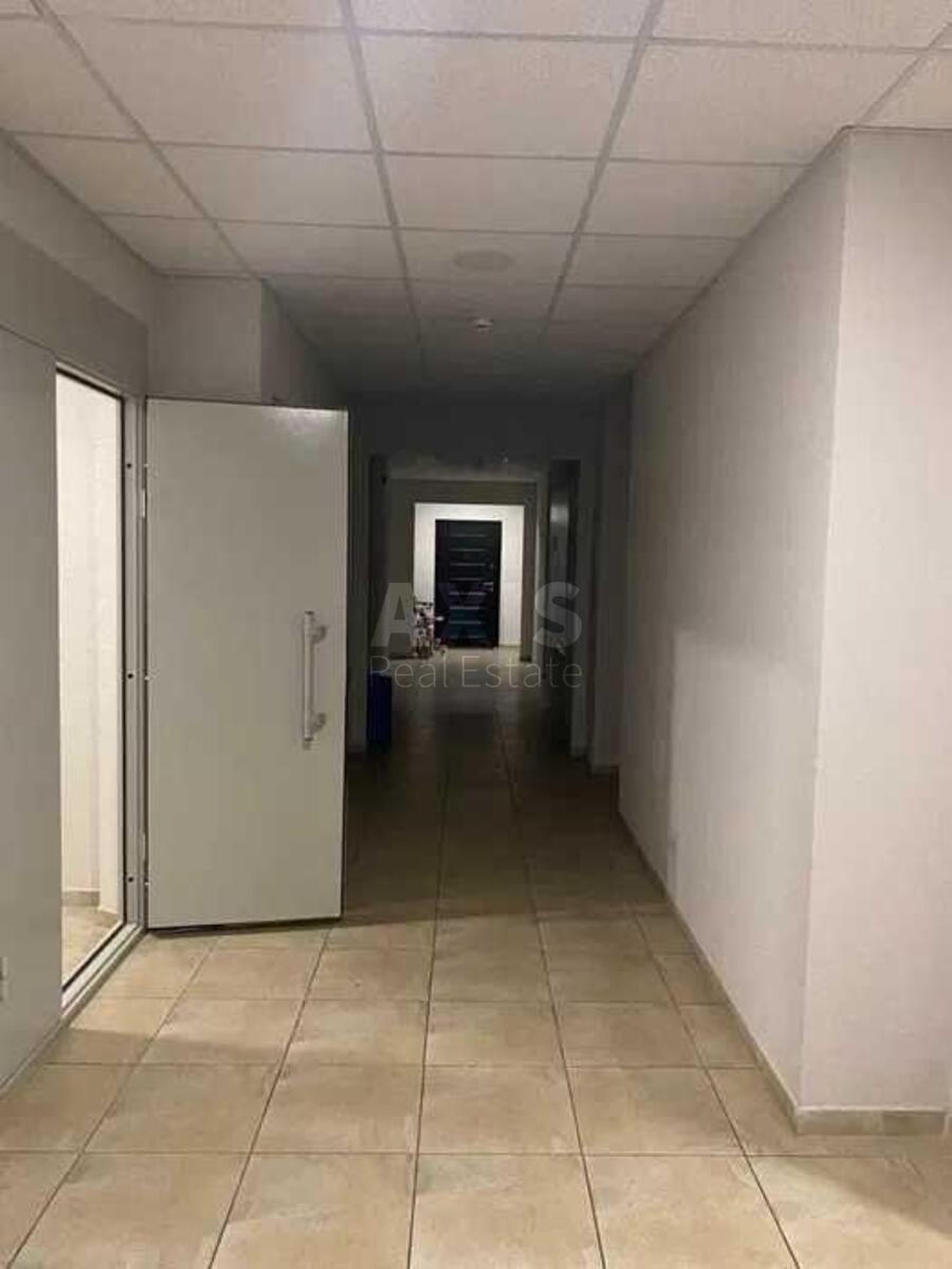 2k apartment vul. Myhajla Maksymovycha 242