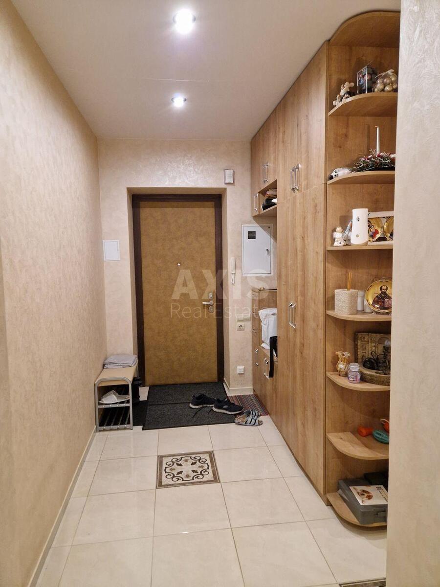 2k apartment vul. Metrobudivs'ka 13/10611326