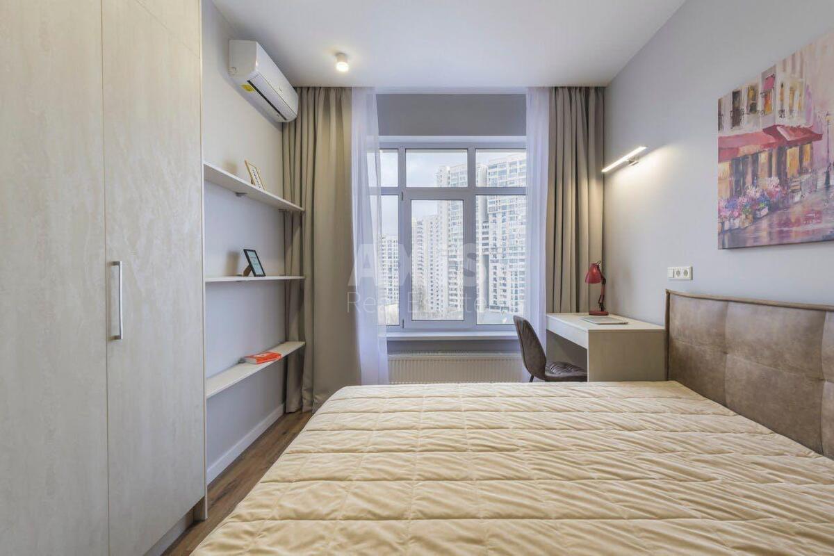 2k apartment vul. Jevgena Konoval'cja 36Є581428