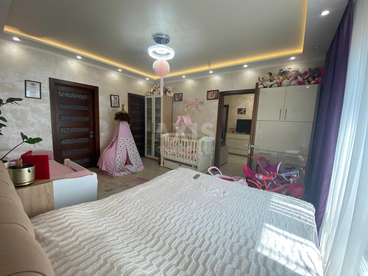 2k apartment vul. Metrologichna 15А616921