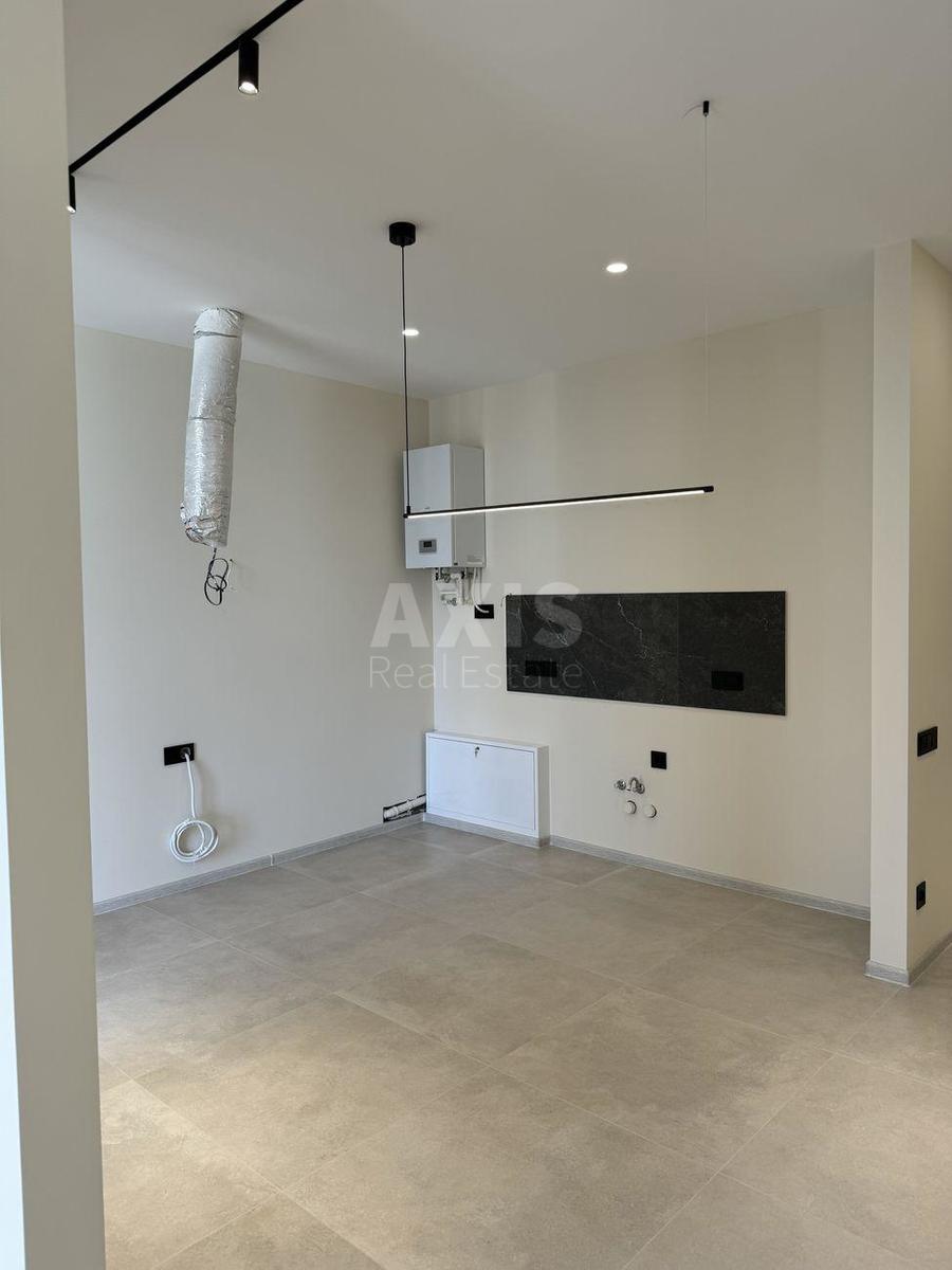 2k apartment vul. Dragomyrova Myhajla 4Б7