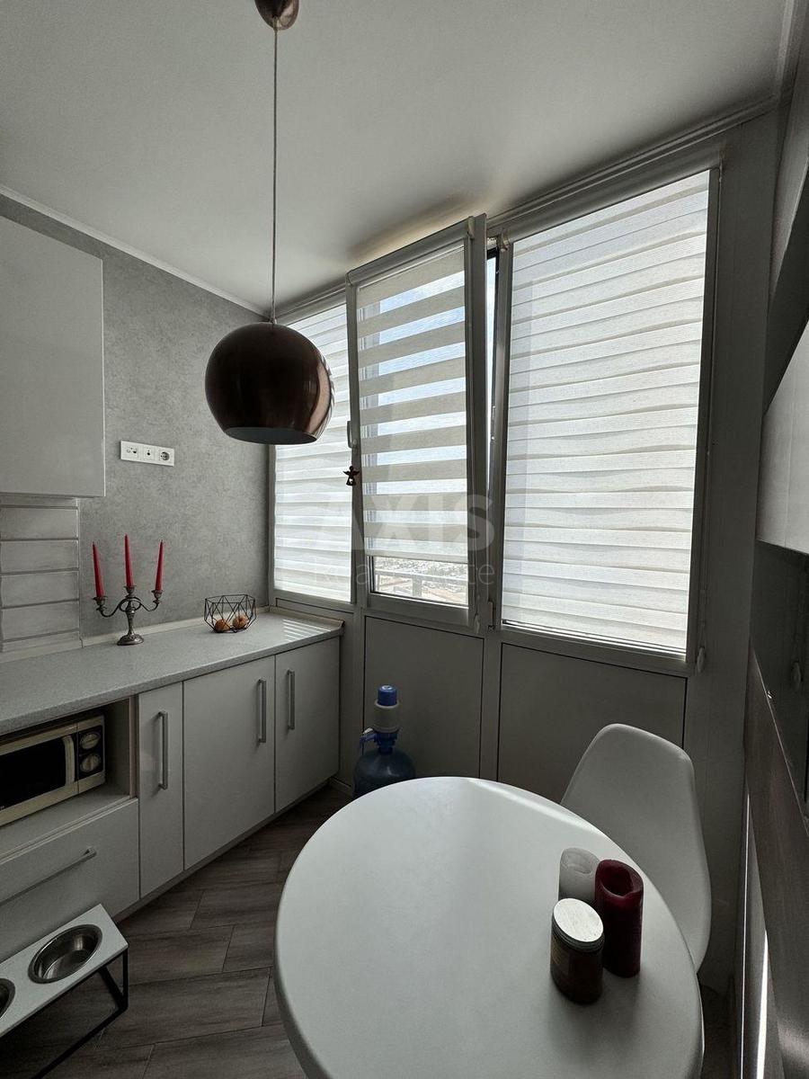 1k apartment vul. Bogatyrs'ka 6А1