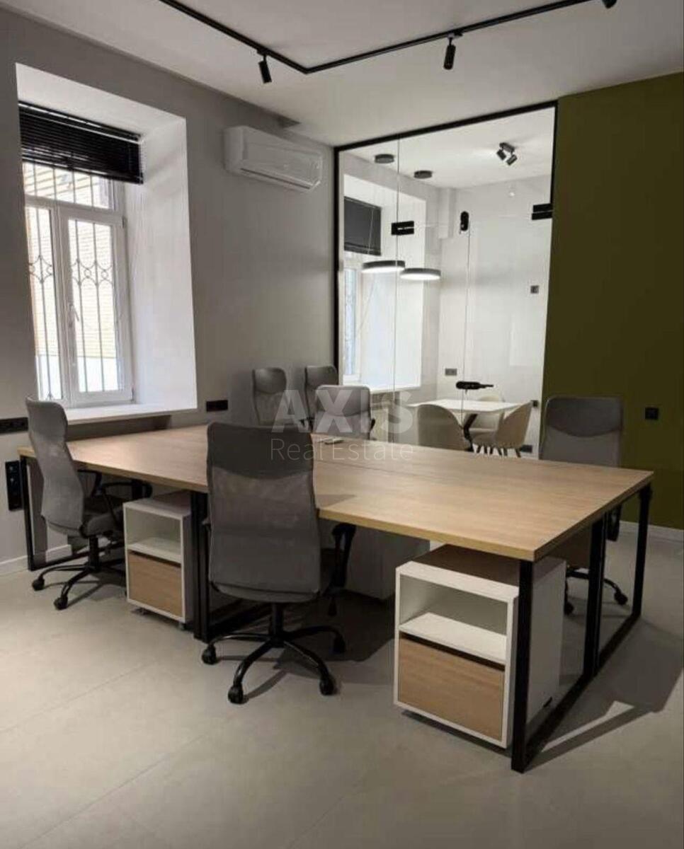 Office vul. Volodymyrs'ka 81Б, 74m2634332