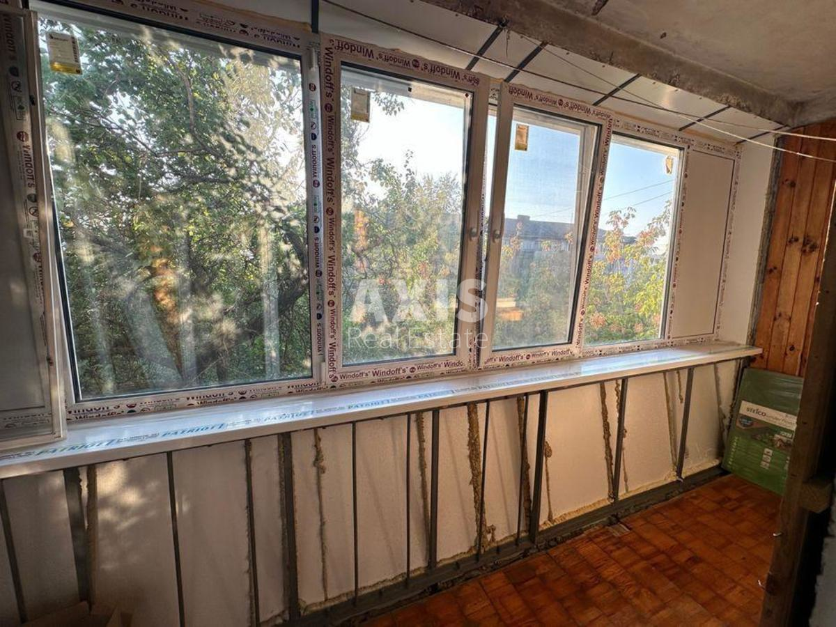 2k apartment vul. Berezneva 32