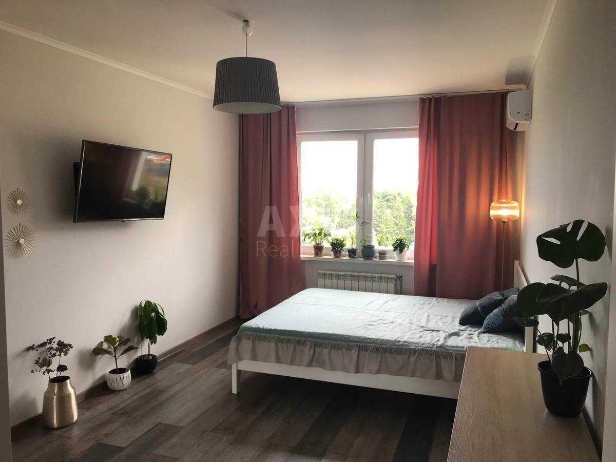 1k apartment vul. Myhajla Maksymovycha 7А628003