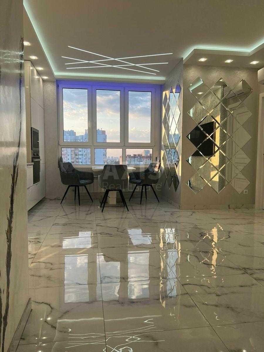 2k apartment vul. Dragomanova 100