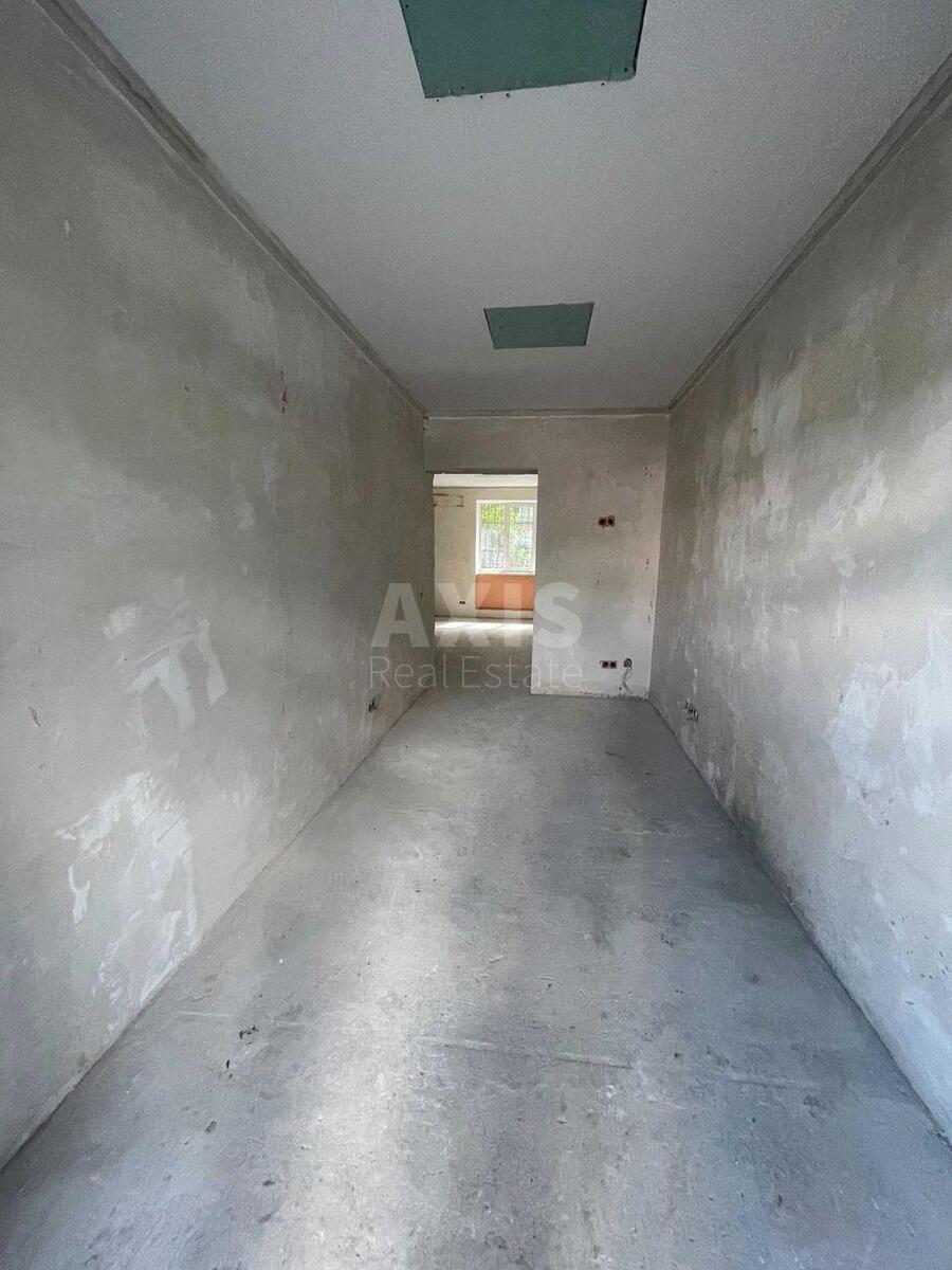 Trade object bul. Lesi Ukrai'nky 30, 45m2585498