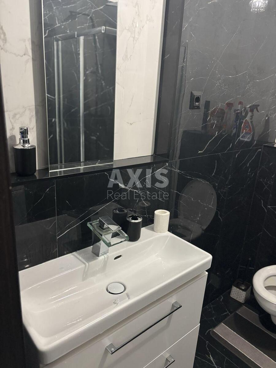 1k apartment pr-t Povitryanykh Syl 56630196