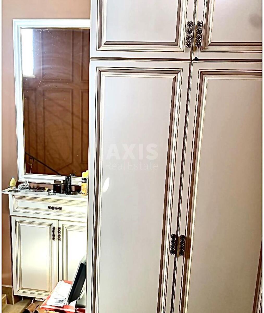 Дoм ул. Луговая, 270м2, город Киев633183