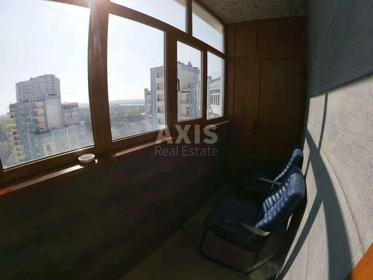 Office nab. Dniprovs'ka 26, 104m22302613