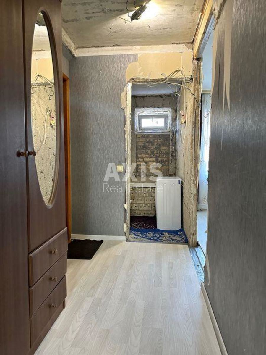 2k apartment vul. Berezneva 33