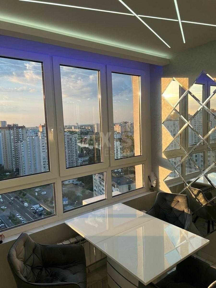 2k apartment vul. Dragomanova 101
