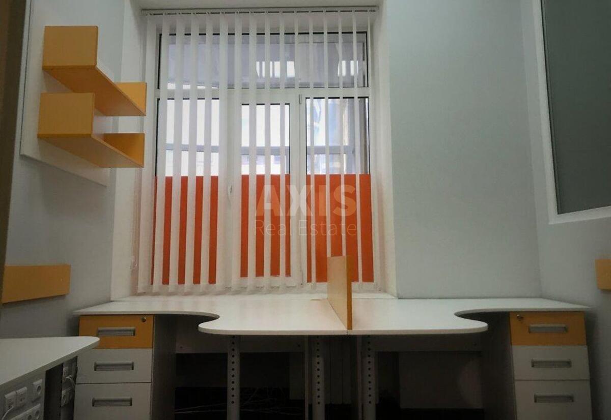 Office vul. Saksagans'kogo 15, 104m2629982