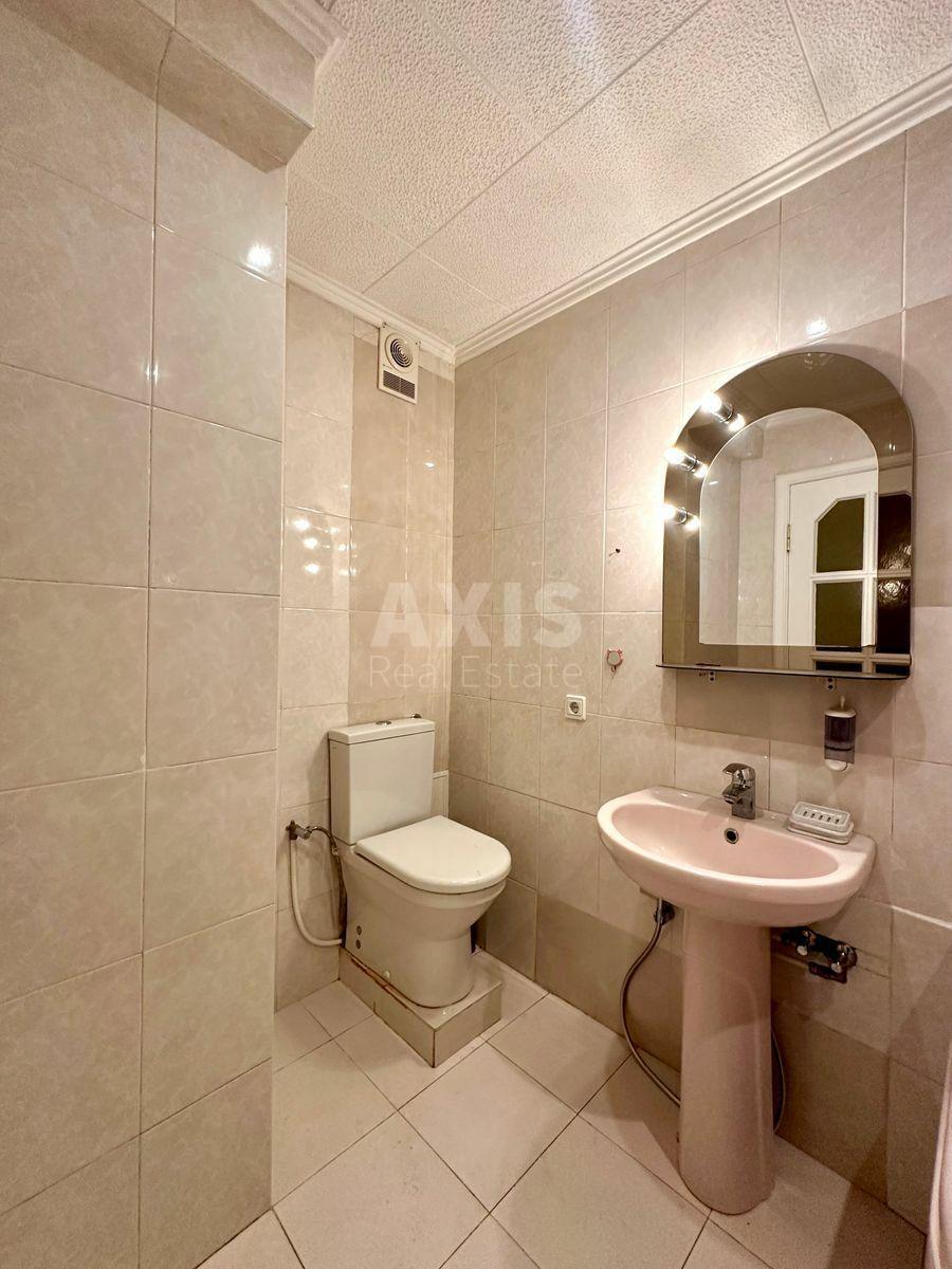 3k apartment vul. Turgenjevs'ka 304