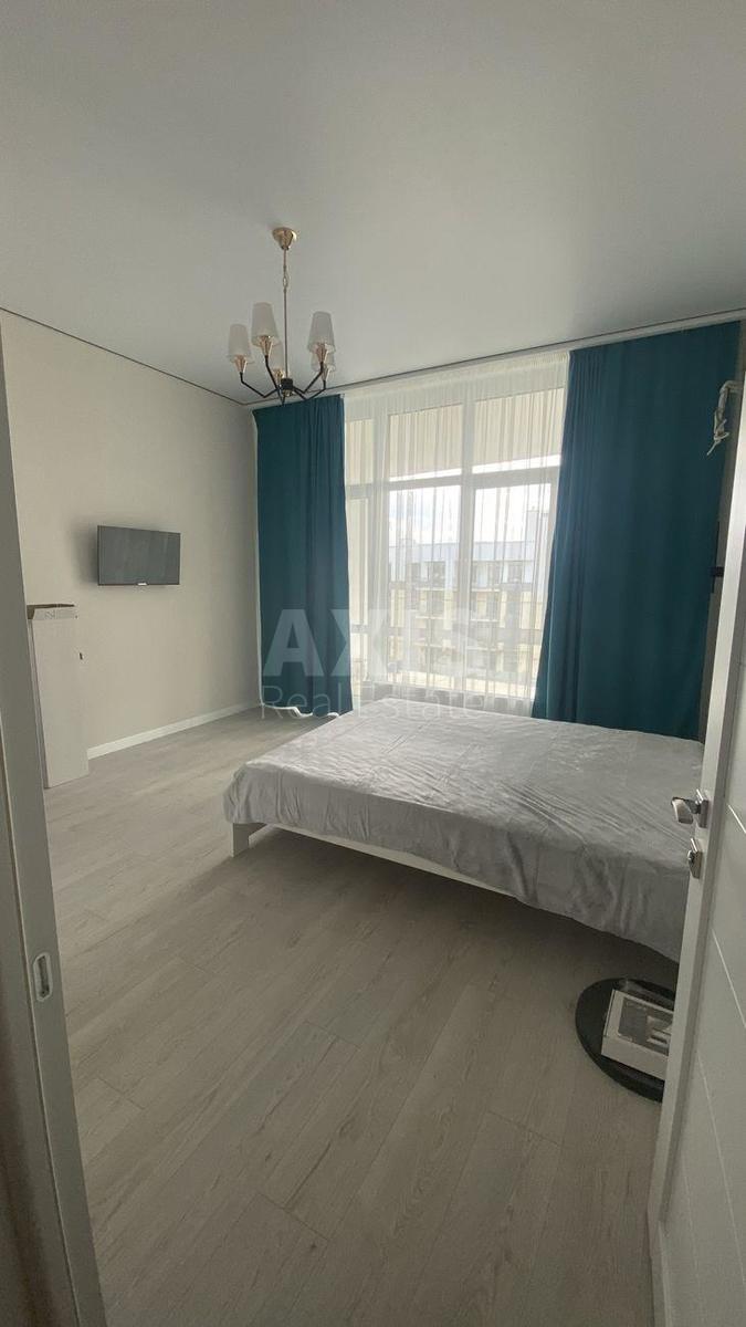 1k apartment vul. Bogatyrs'ka 322